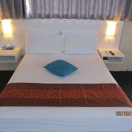 Cronulla Motor Inn Buitenkant foto
