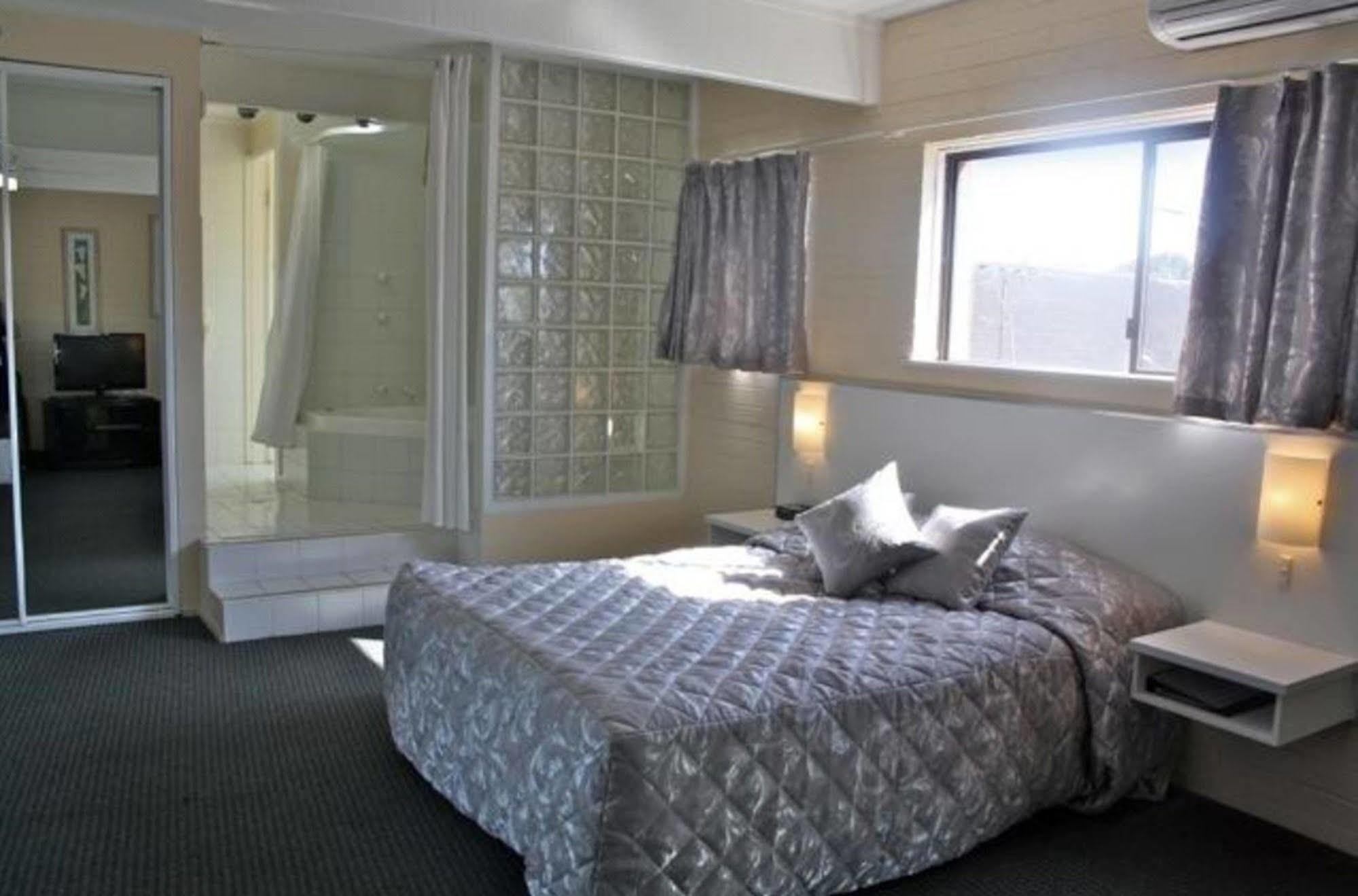Cronulla Motor Inn Buitenkant foto